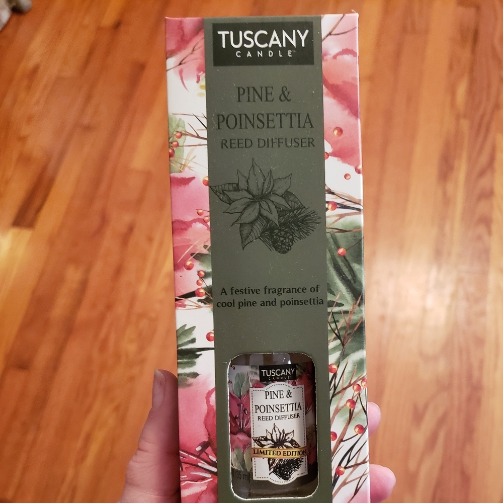 Reed diffuser with oil